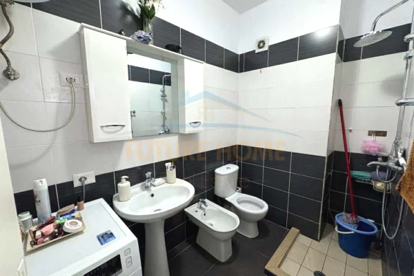 Appartamento in affitto a Tirana 1+1, Arredato