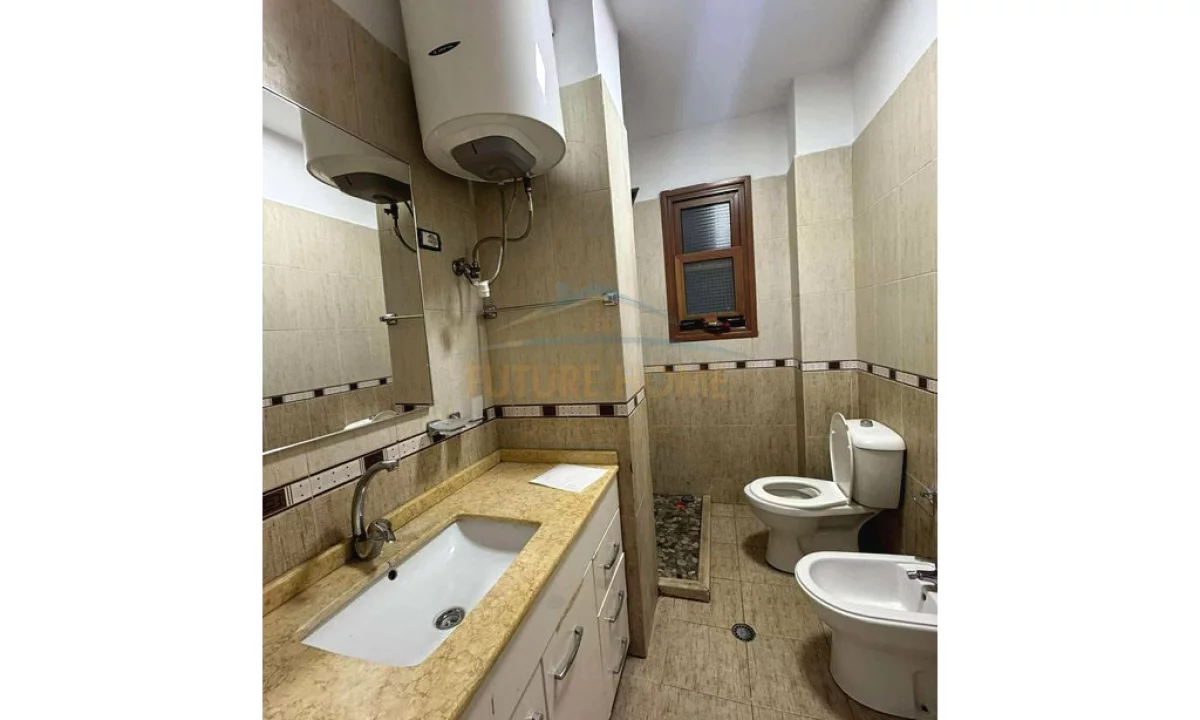 Shtepi me qera Apartament ne Tirane, 2+1, Mobilimi E mobiluar, Pagesa 600  Euro.