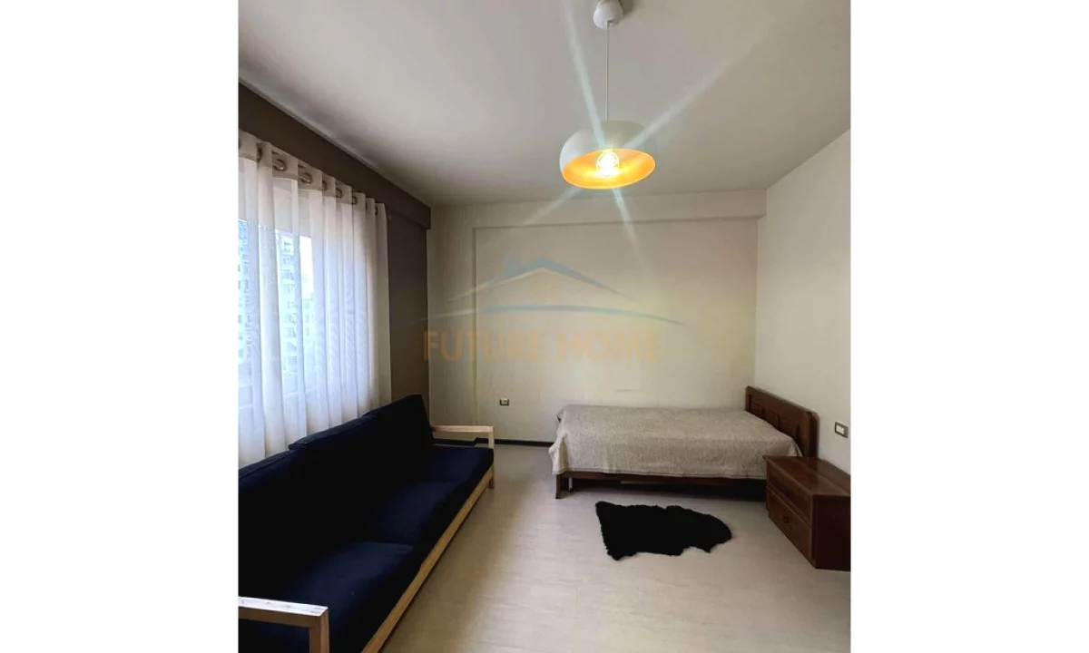 Shtepi me qera Apartament ne Tirane, 2+1, Mobilimi E mobiluar, Pagesa 550  Euro.