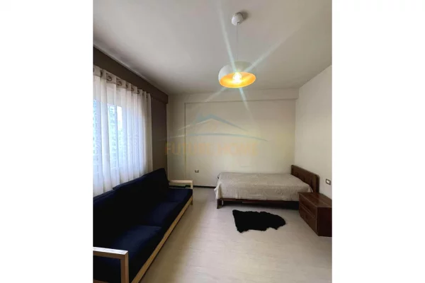 Shtepi me qera 2+1 ne Tirane - 550 Euro
