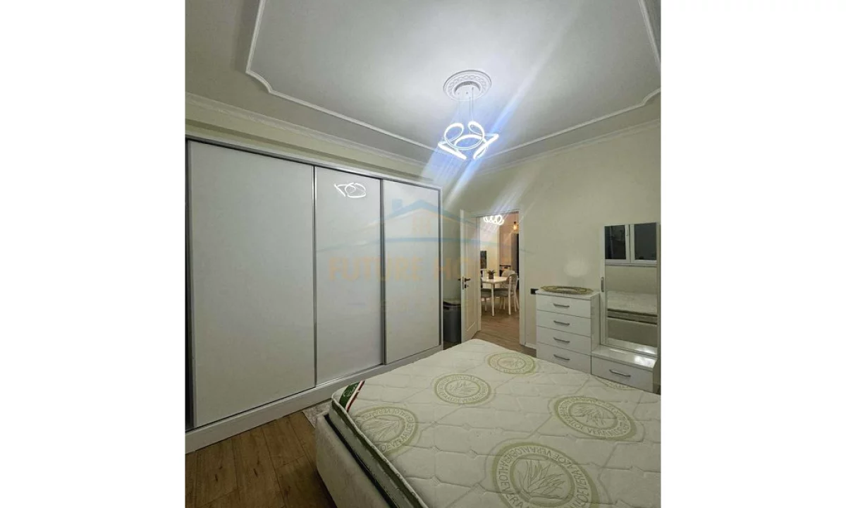 Shtepi me qera Apartament ne Tirane, 1+1, Mobilimi E mobiluar, Pagesa 600  Euro.