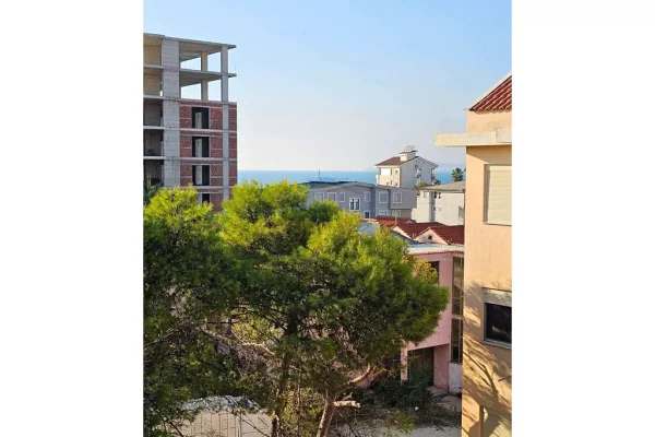 Shitet , Apartament 1+1 Mali Robit , Durres UNA60183