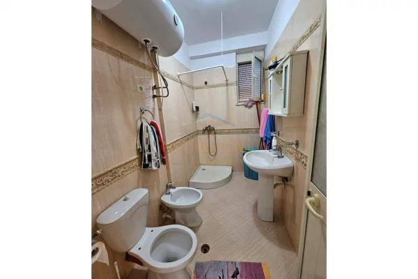 Shtepi ne shitje Apartament ne Durres, 1+1, Mobilimi E mobiluar, Pagesa 72,000  Euro.