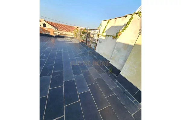 Shtepi ne shitje Apartament ne Durres, 1+1, Mobilimi E mobiluar, Pagesa 72,000  Euro.