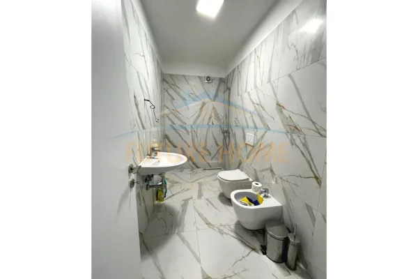 Appartamento in affitto a Tirana 1+1, Arredato