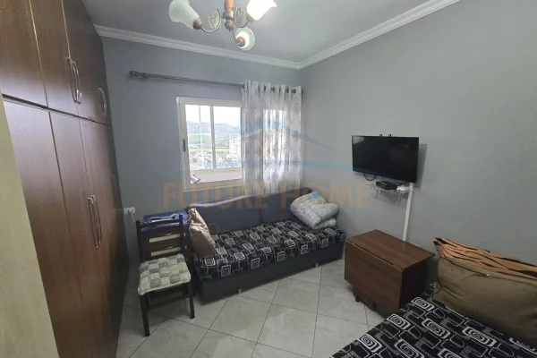 Shtepi ne shitje Apartament ne Tirane, 2+1, Mobilimi E mobiluar, Pagesa 160,000  Euro.
