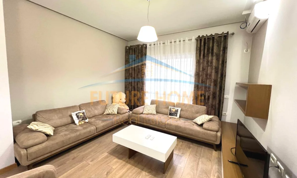 Shtepi me qera Apartament ne Tirane, 1+1, Mobilimi E mobiluar, Pagesa 600  Euro.