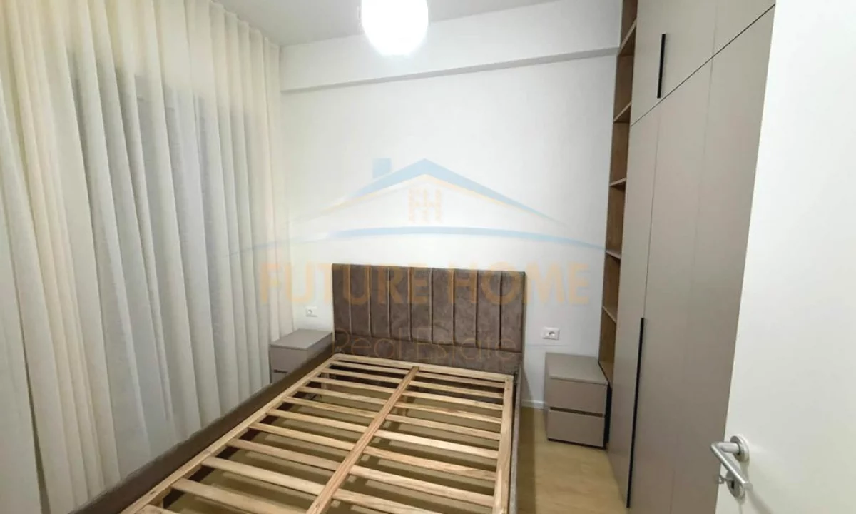 Shtepi ne shitje Apartament ne Tirane, 1+1, Mobilimi E mobiluar, Pagesa 95,000  Euro.