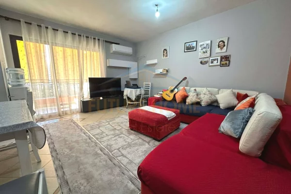 Shitet , Apartament 2+1+2, Yzberisht UNA62626