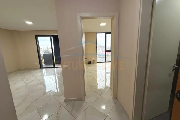 Shtepi me qera Apartament ne Tirane, 1+1, Mobilimi E mobiluar, Pagesa 500  Euro.