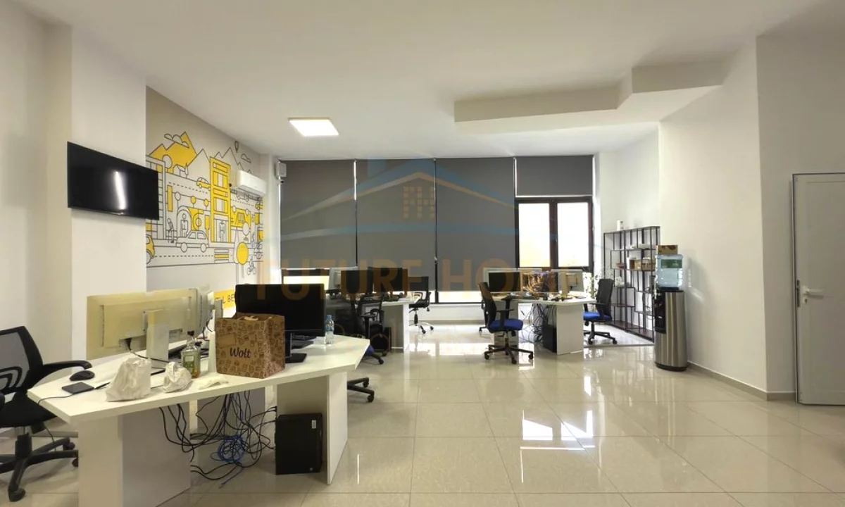 Qera, Ambient Biznesi, Unaza e Re  UNA63169