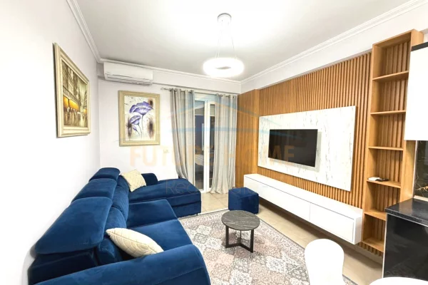 Appartamento in affitto a Tirana 1+1, Arredato