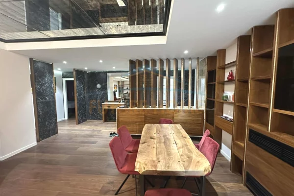 Shtepi me qera 2+1 ne Tirane - 1,500 Euro