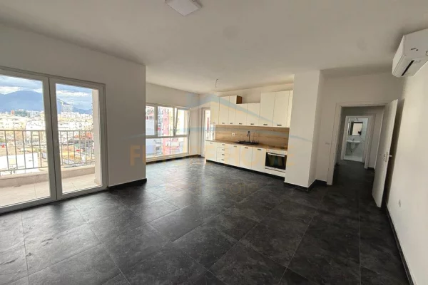 Shtepi me qera Apartament ne Tirane, 2+1, Mobilimi Bosh, pa mobiluar, Pagesa 850  Euro.