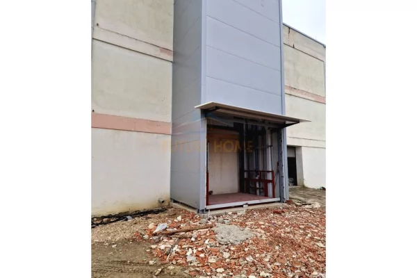 Qera, Kapanon, Prush, Tirane UNA63653