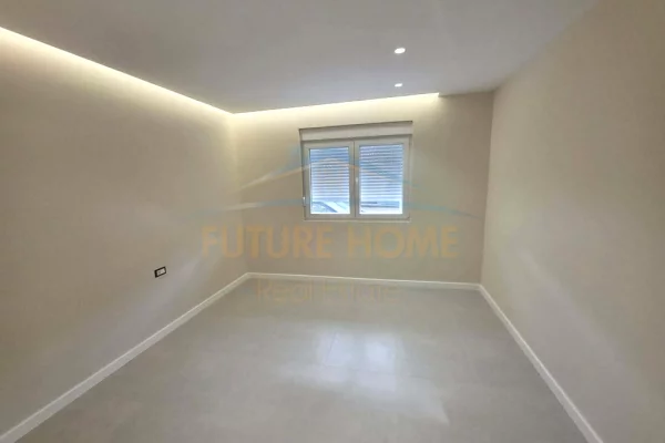 Appartamento in vendita a Tirana 2+1, Vuoto