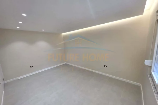 Appartamento in vendita a Tirana 2+1, Vuoto