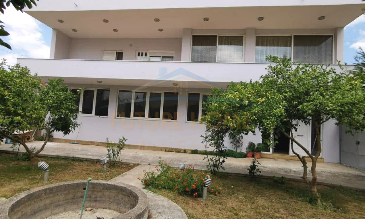 Shtepi ne shitje Apartament ne Tirane, 3+1, Mobilimi E mobiluar, Pagesa 550,000  Euro.