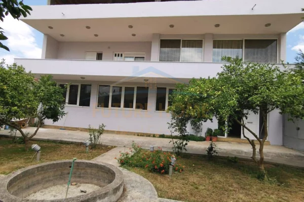 Shitet, Vile 3-katëshe, 5 Maj UNA64179