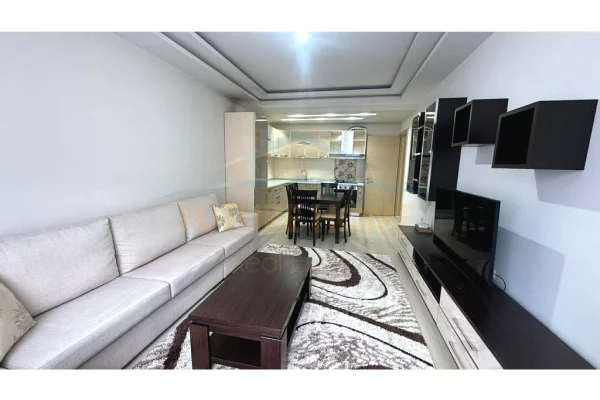 Shtepi me qera Apartament ne Tirane, 1+1, Mobilimi E mobiluar, Pagesa 480  Euro.