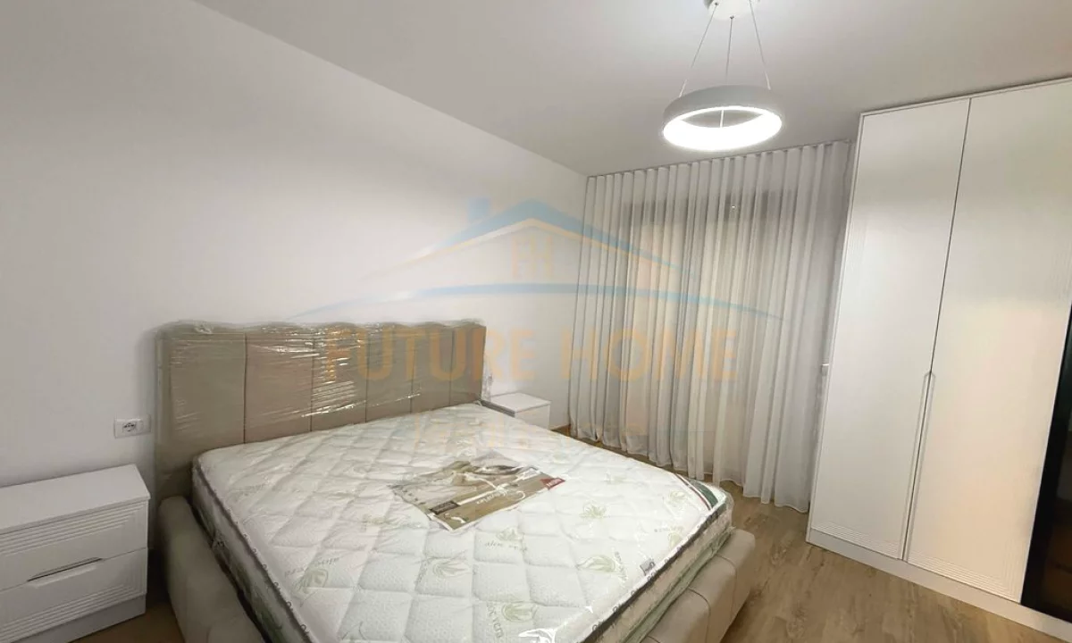 Shtepi me qera Apartament ne Tirane, 2+1, Mobilimi E mobiluar, Pagesa 700  Euro.