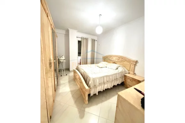 Shtepi ne shitje Apartament ne Tirane, 1+1, Mobilimi E mobiluar, Pagesa 115,000  Euro.