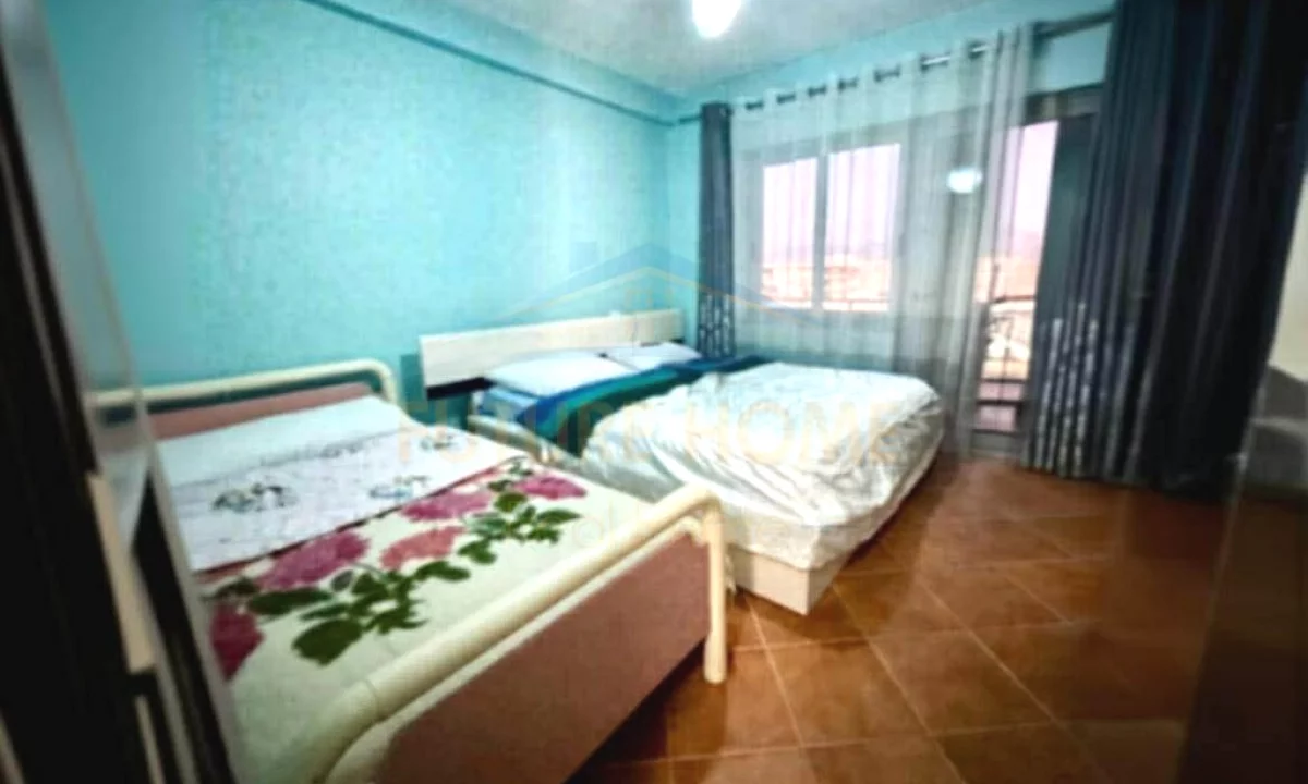 Shtepi me qera Apartament ne Tirane, 2+1, Mobilimi E mobiluar, Pagesa 450  Euro.