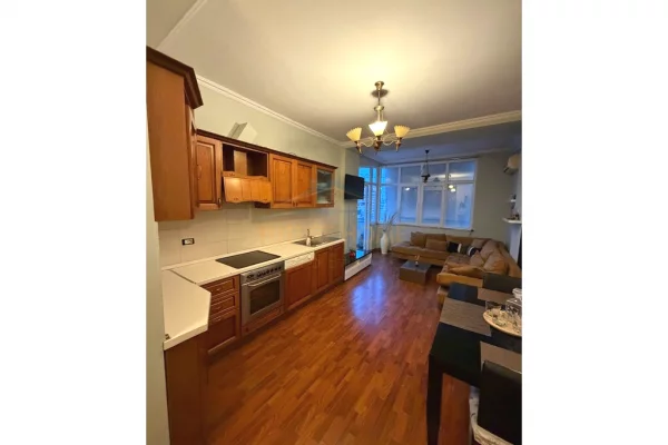 Shtepi ne shitje Apartament ne Tirane, 2+1, Mobilimi E mobiluar, Pagesa 298,000  Euro.
