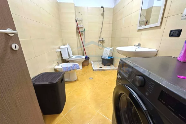 Shtepi me qera Apartament ne Tirane, 1+1, Mobilimi E mobiluar, Pagesa 420  Euro.