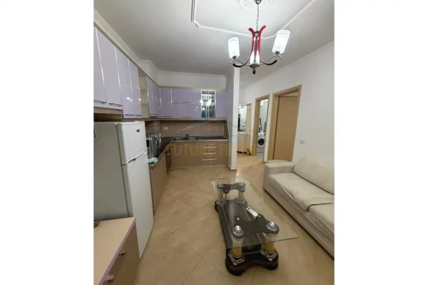 Shtepi me qera Apartament ne Tirane, 1+1, Mobilimi E mobiluar, Pagesa 470  Euro.