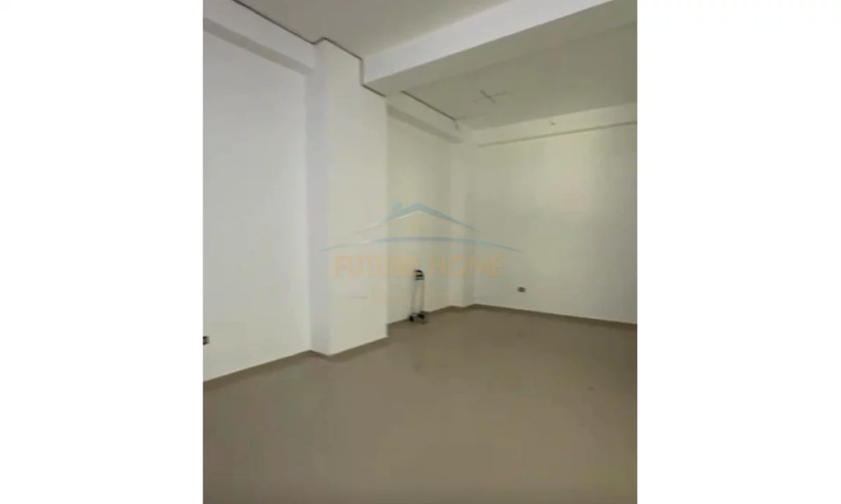 Shitet, Dyqan, Rruga Besim Alla UNA65367