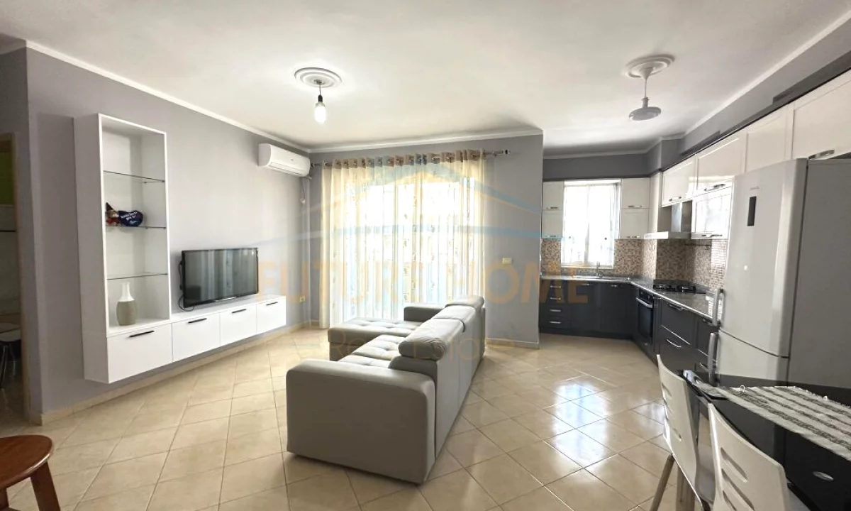 Shtepi me qera Apartament ne Tirane, 2+1, Mobilimi E mobiluar, Pagesa 500  Euro.