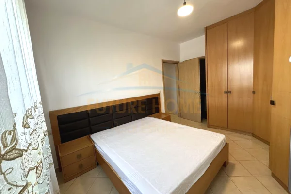 Shtepi me qera Apartament ne Tirane, 2+1, Mobilimi E mobiluar, Pagesa 500  Euro.