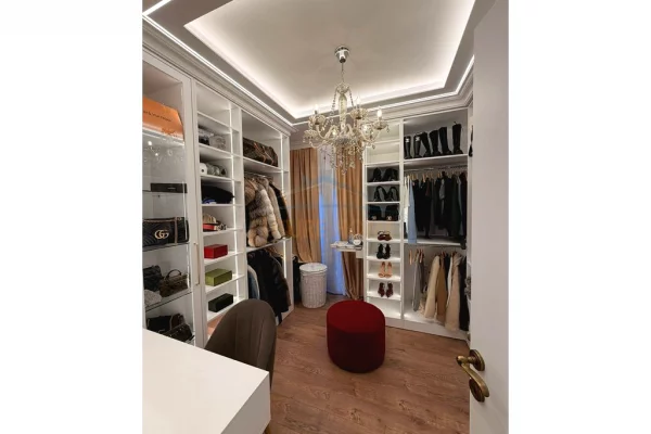 Shtepi me qera Apartament ne Tirane, 2+1, Mobilimi E mobiluar, Pagesa 1,400  Euro.