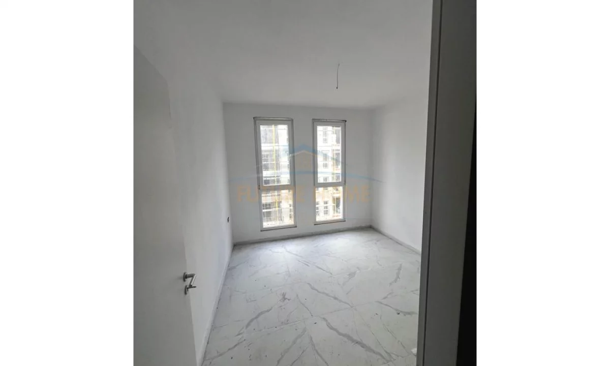 Shtepi ne shitje Apartament ne Tirane, 1+1, Mobilimi Bosh, pa mobiluar, Pagesa 73,000  Euro.