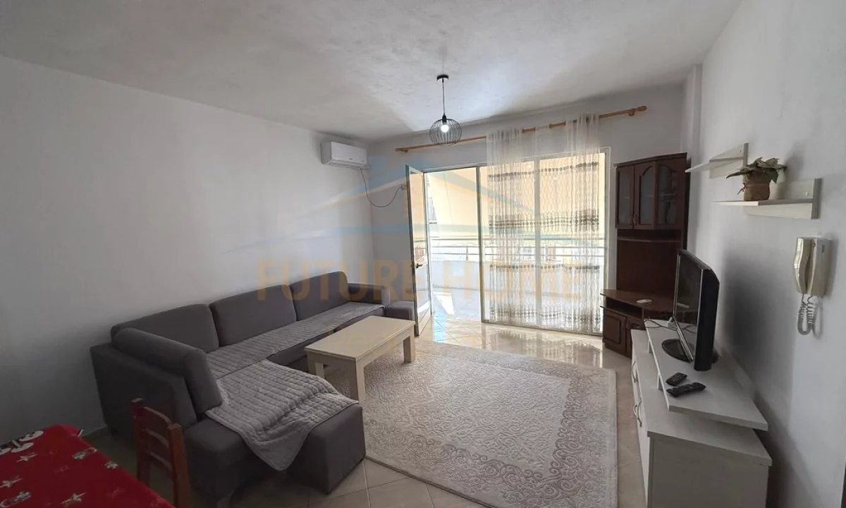 Shtepi me qera Apartament ne Tirane, 1+1, Mobilimi E mobiluar, Pagesa 450  Euro.