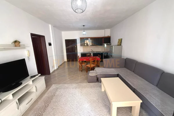 Shtepi me qera Apartament ne Tirane, 1+1, Mobilimi E mobiluar, Pagesa 450  Euro.