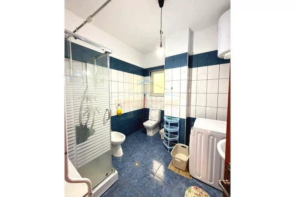 Appartamento in affitto a Tirana 2+1, Arredato