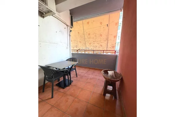 Appartamento in affitto a Tirana 2+1, Arredato