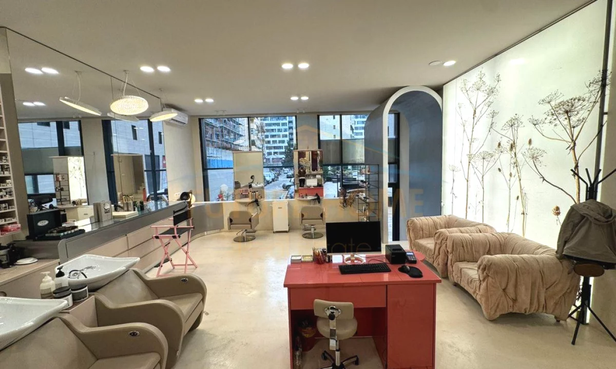 Shitet, Ambient Biznesi, Square 21 UNA66410