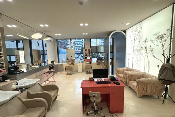 Ambient biznesi ne shitje 3+1 ne Tirane - 40,000 Euro