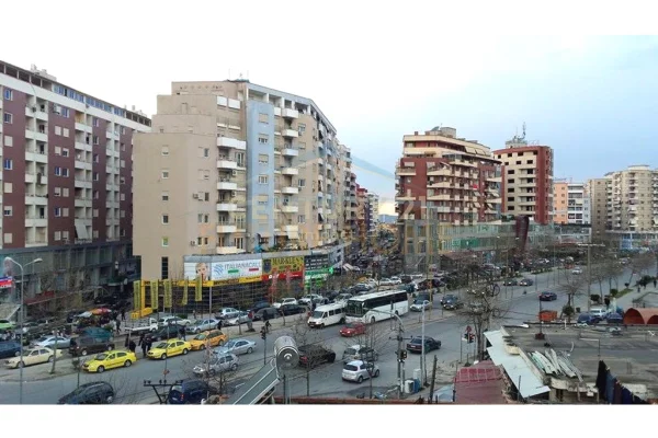 Business Property in Sale 1+1 in Tirana - 147,400 Euro