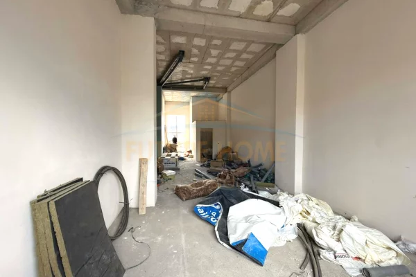 Ambient biznesi me qera 1+1 ne Tirane - 1,000 Euro