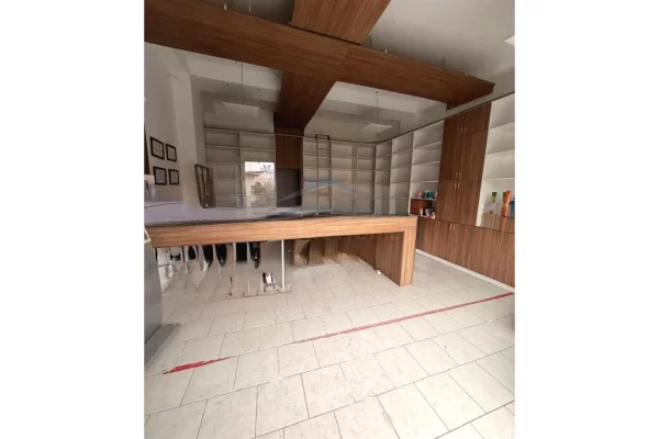 Ambient biznesi me qera 1+1 ne Tirane - 400 Euro