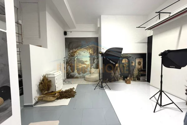 Ambient biznesi ne shitje 1+1 ne Tirane - 124,000 Euro