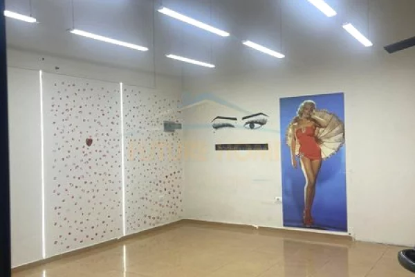 Ambient biznesi me qera 1+1 ne Tirane - 400 Euro