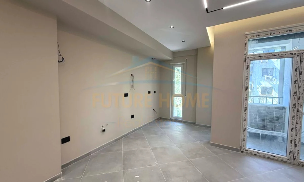 Shtepi me qera Apartament ne Tirane, 2+1, Mobilimi Bosh, pa mobiluar, Pagesa 600  Euro.