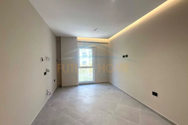 Shtepi me qera Apartament ne Tirane, 2+1, Mobilimi Bosh, pa mobiluar, Pagesa 600  Euro.