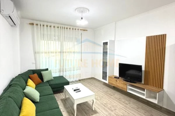 Qera, Apartament 1+1, Kompleksi Golden Park 3, Tirane UNA67457 
