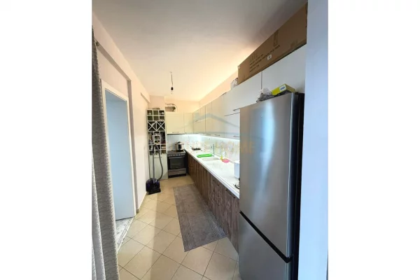 Shtepi ne shitje Apartament ne Tirane, 2+1, Mobilimi E mobiluar, Pagesa 187,000  Euro.